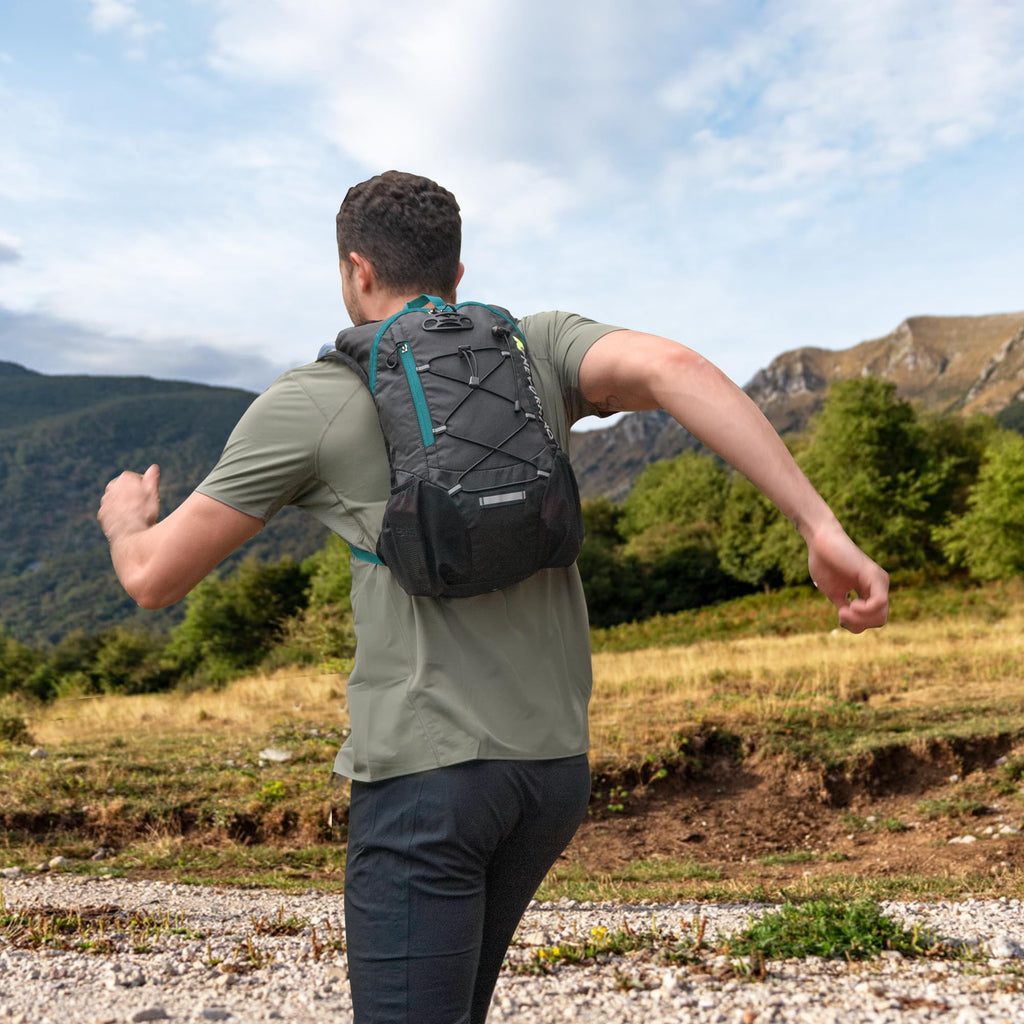 Lightweight Running Hydration Backpack with 2L Water Bladder